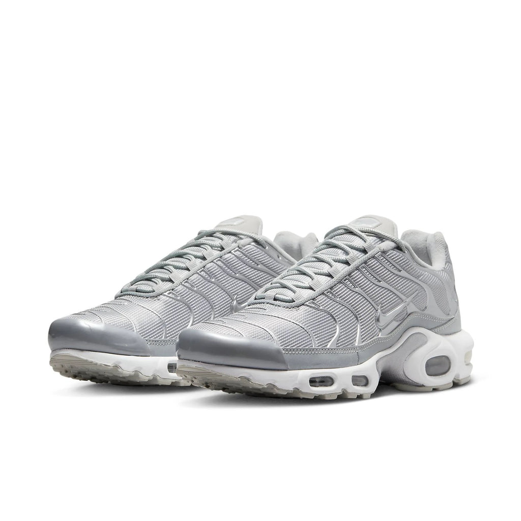 Nike Air Max Plus 'Metallic Silver'